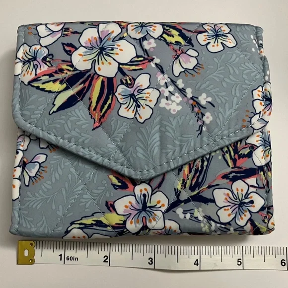 NWT Vera Bradley Cherry Blossoms Ultralight RFID Mini Trifold Wallet - Picture 9 of 11